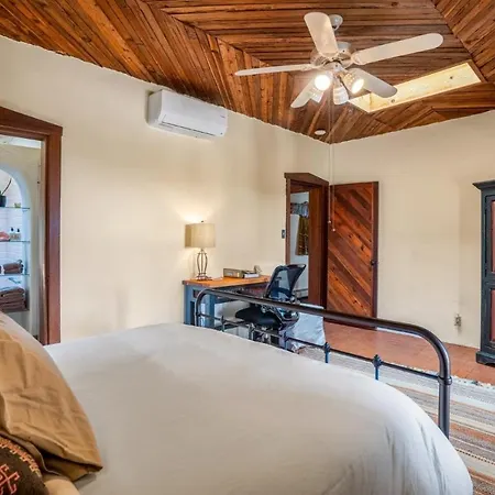 Hidden Treasure Hotel Santa Fe