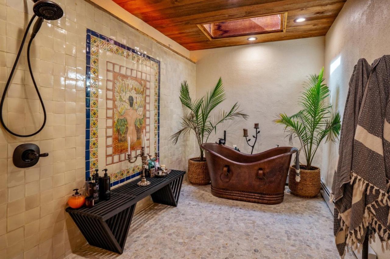 Hidden Treasure * Santa Fe